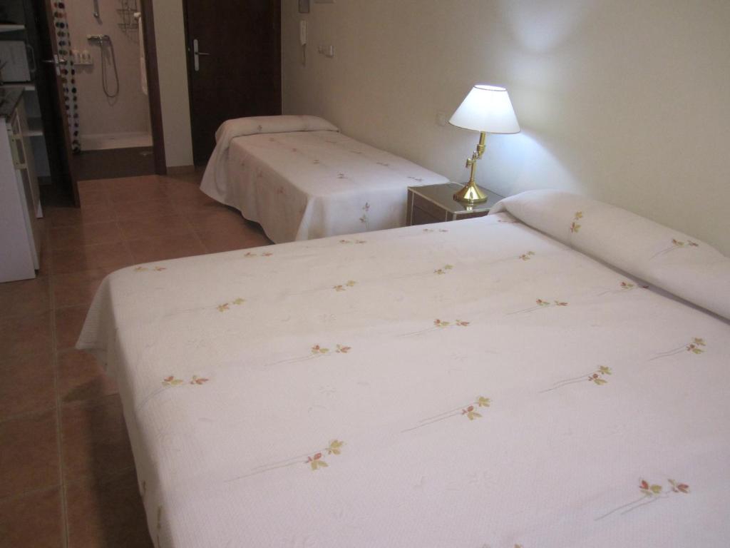 Hostal El Estudio Almansa Habitación foto